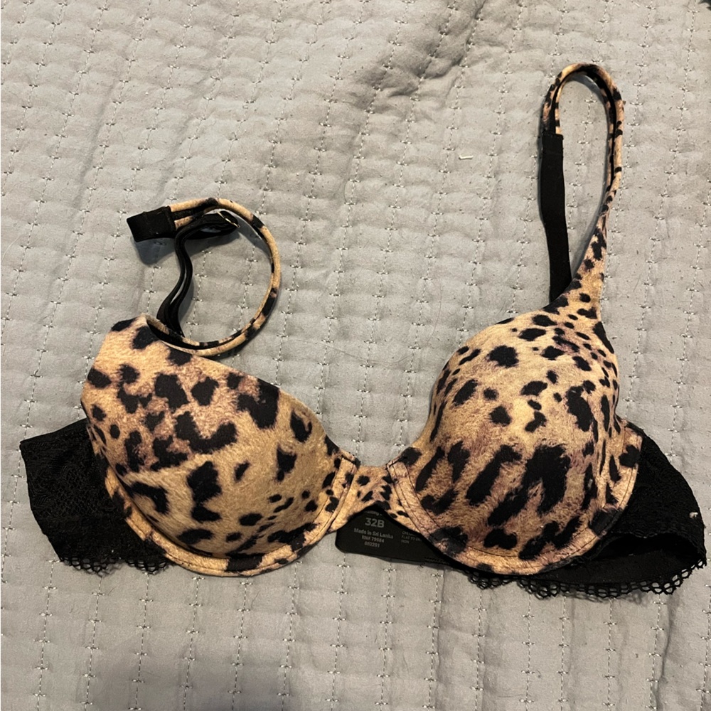 Soma Wild Print Bra with Black Lace